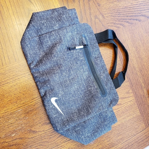 Nike Handbags - Nike Travel Tote
